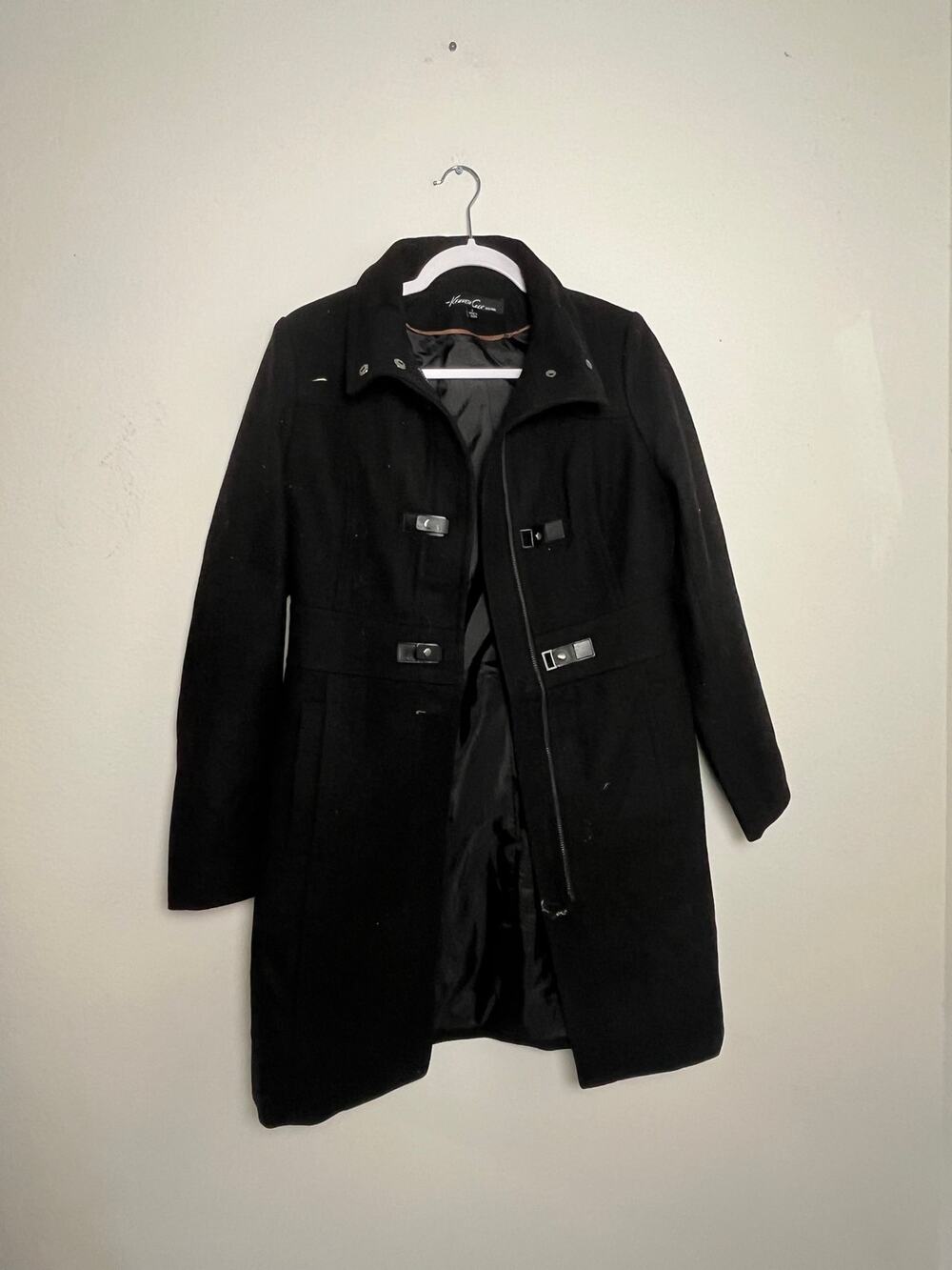 Kenneth Cole New York Black Wool Coat Buckle Tabs Zip Front Size 2